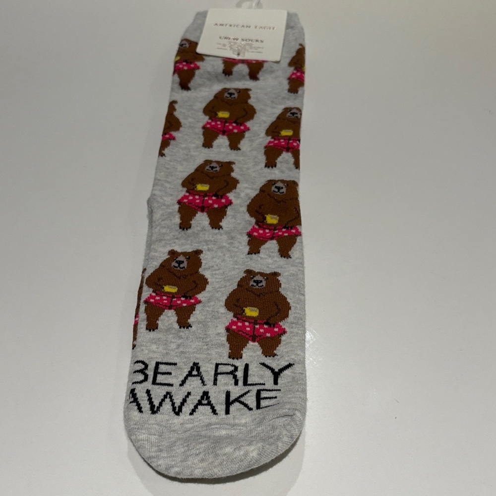 NWT American Eagle Outfitters Bearly Awake one size crew socks